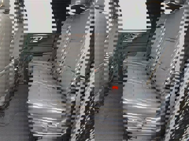 New 2026 GMC Yukon Elevation image 16