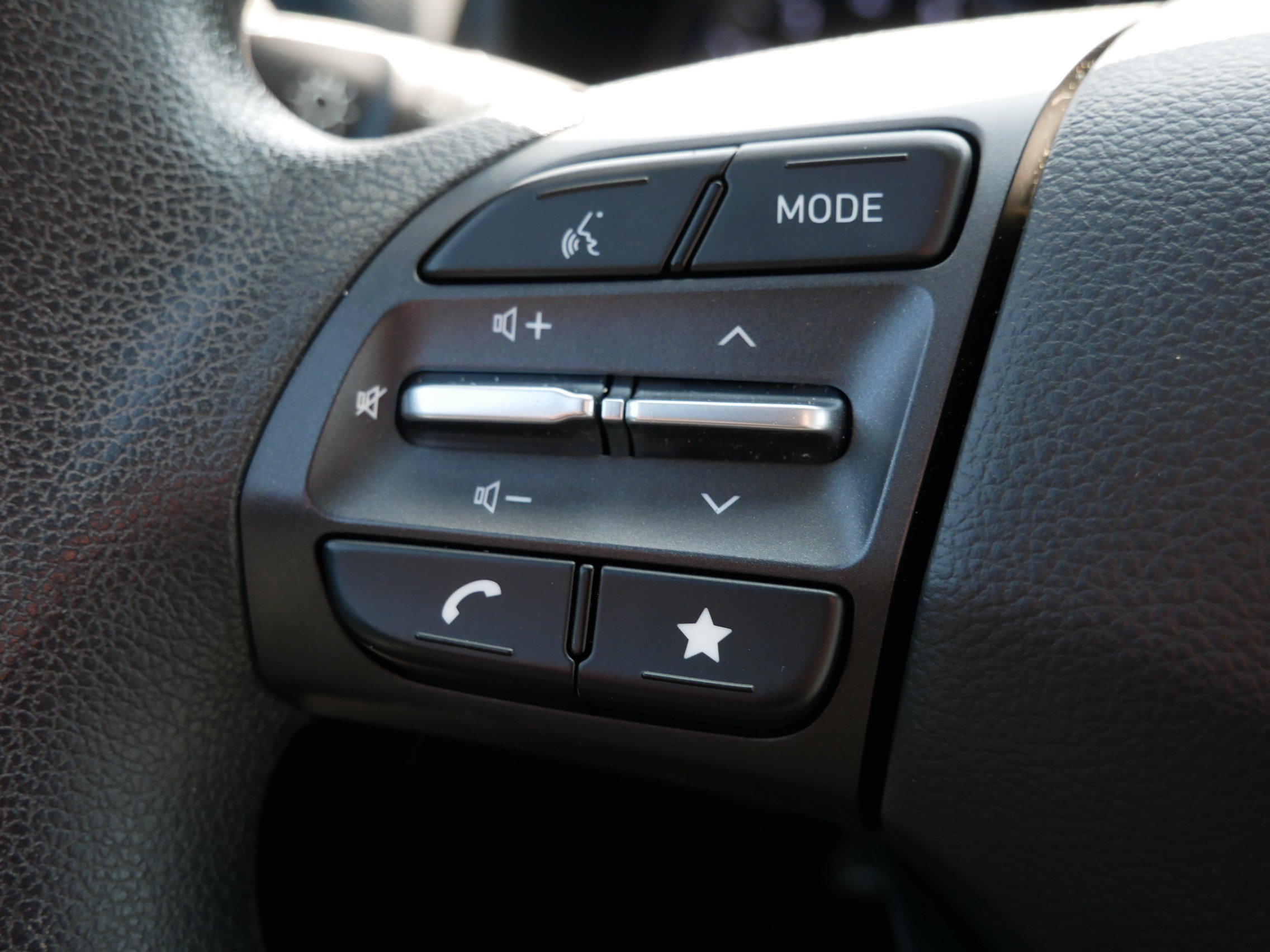 Used 2023 Hyundai Kona SEL FWD image 26