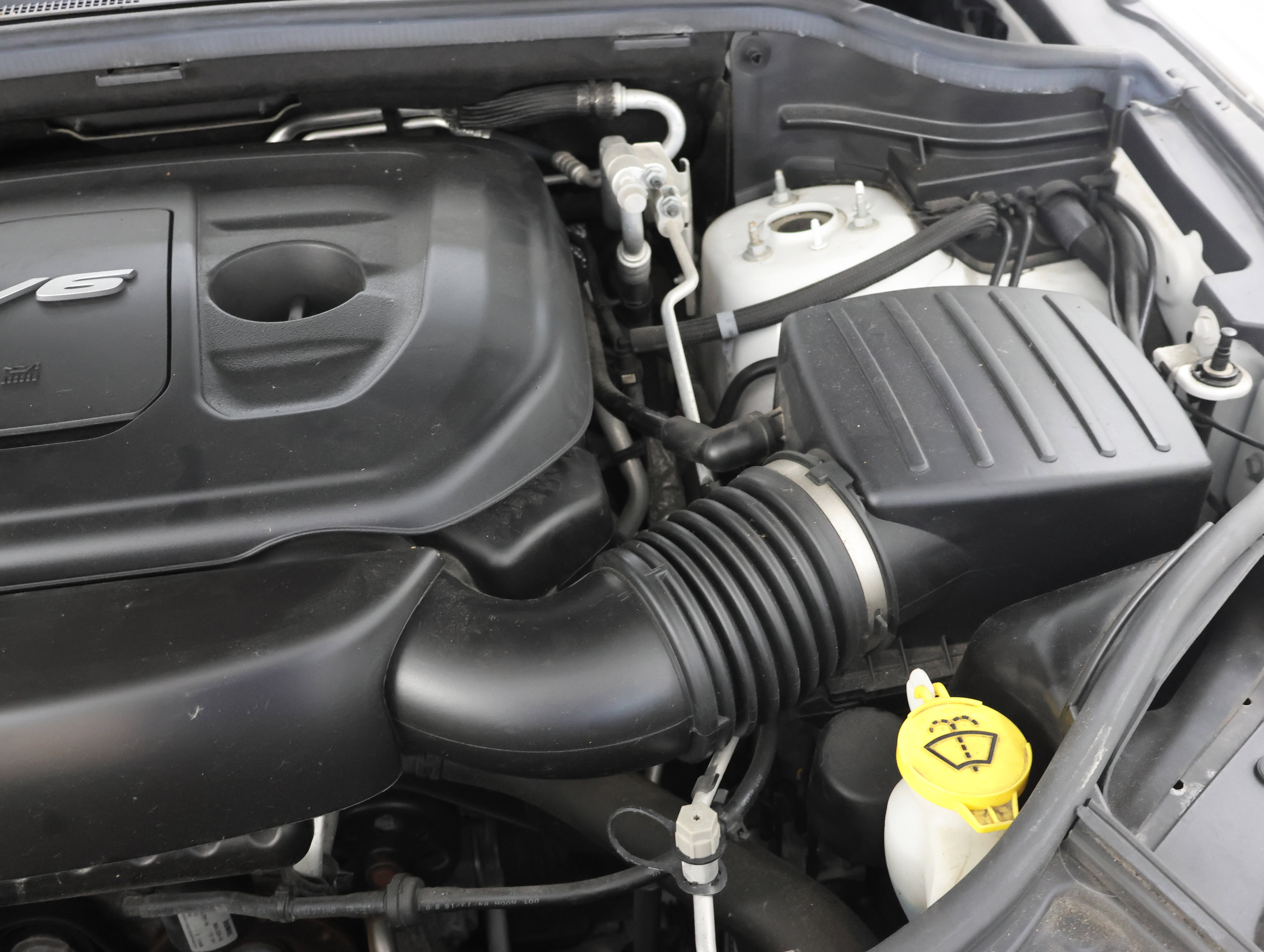 Used 2018 Dodge Durango SXT w/ Quick Order Package 2BB AWD/4WD image 17