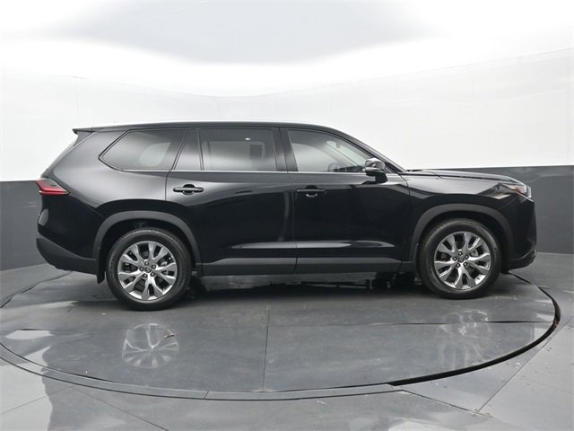 New 2026 Toyota Grand Highlander Limited image 2