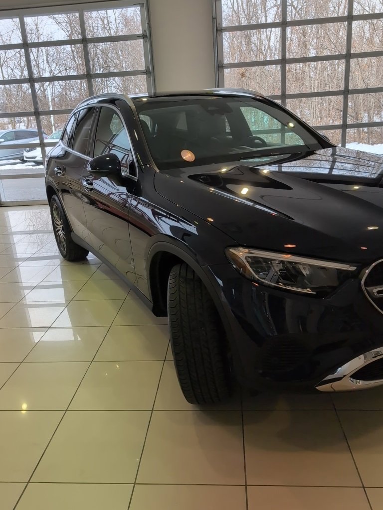 Used 2023 Mercedes-Benz GLC 300 4MATIC image 7
