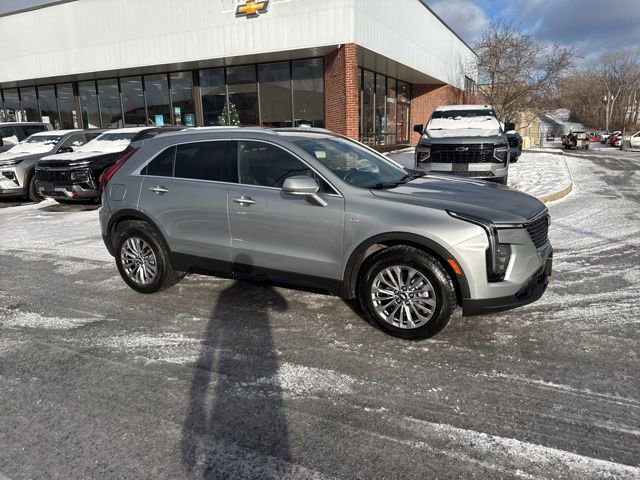 Used 2024 Cadillac XT4 Premium Luxury AWD/4WD image 5