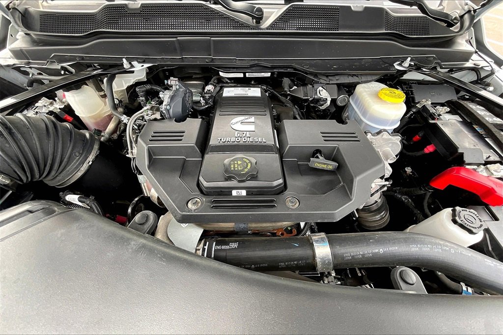 Used 2024 RAM 3500 Big Horn image 9