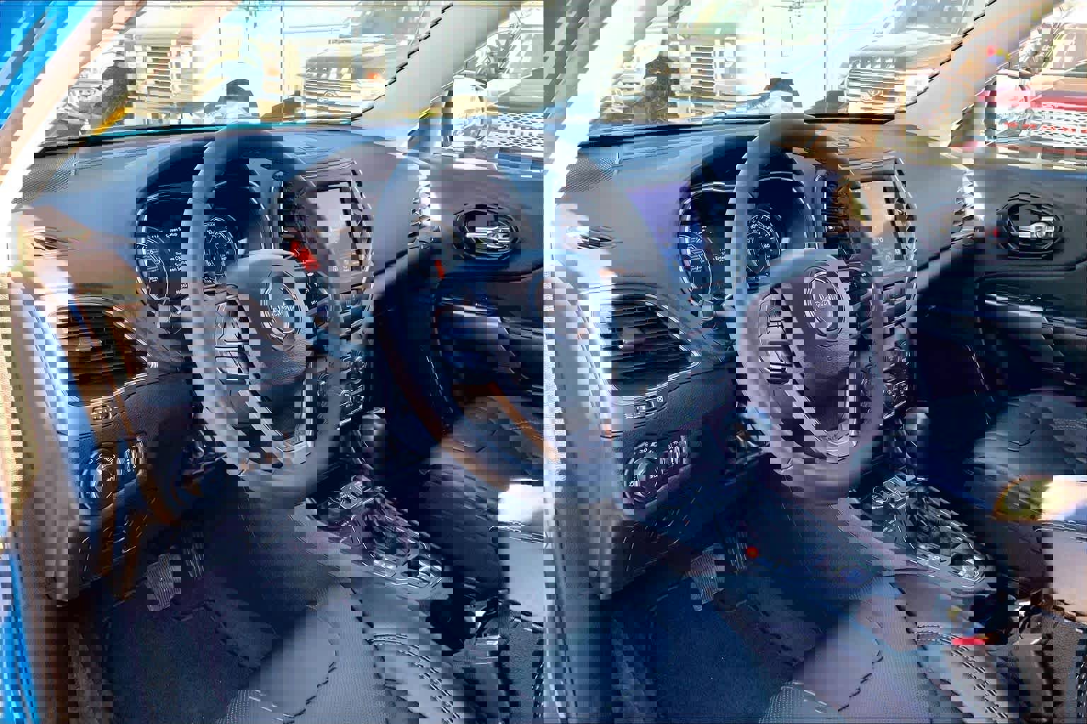 Used 2022 Jeep Cherokee Latitude Lux image 16