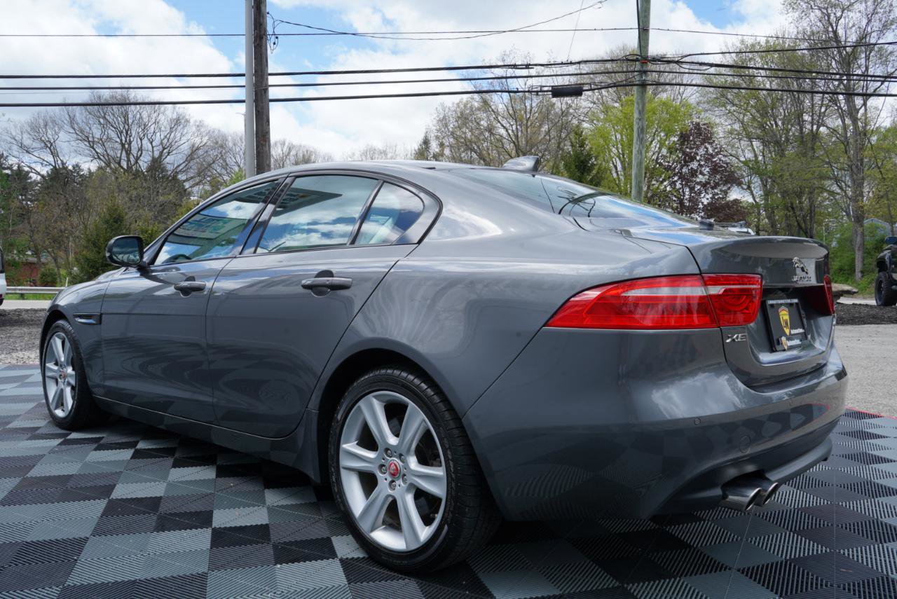 Used 2018 Jaguar XE Prestige AWD/4WD image 10