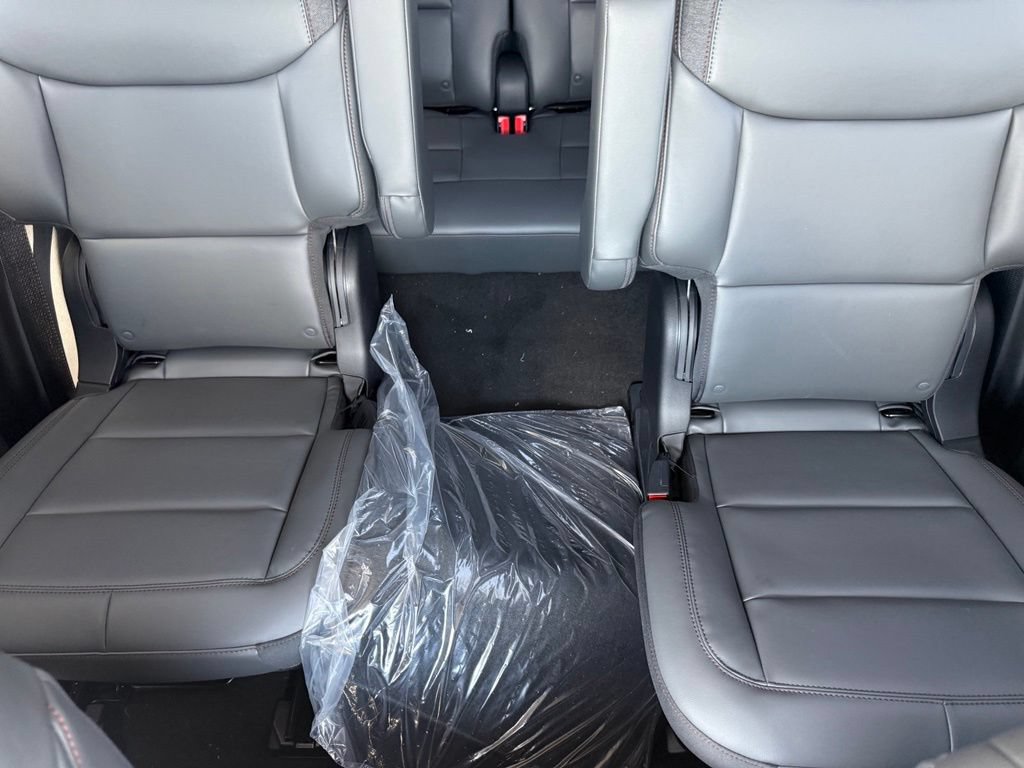 New 2026 Ford Explorer Active w/ Active Comfort Package AWD/4WD image 25