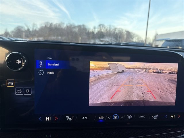 New 2026 Chevrolet Traverse Z71 w/ LPO, Floor Liner Package image 15