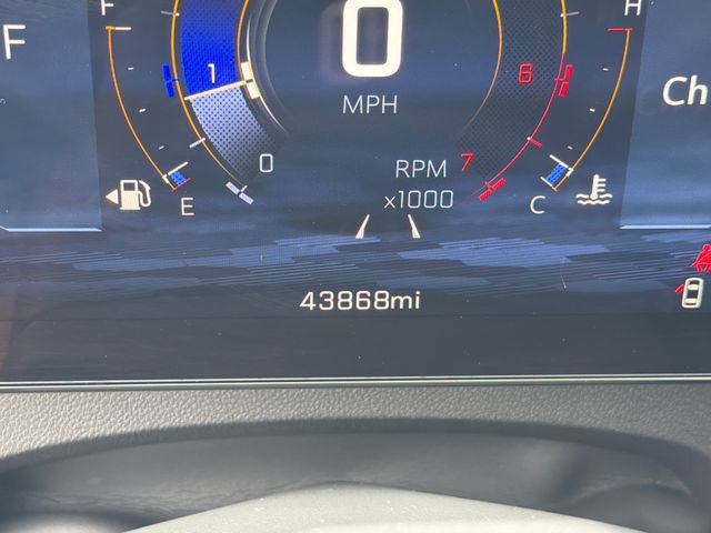 Used 2024 Chevrolet Traverse RS w/ LPO, Floor Liner Package FWD image 19