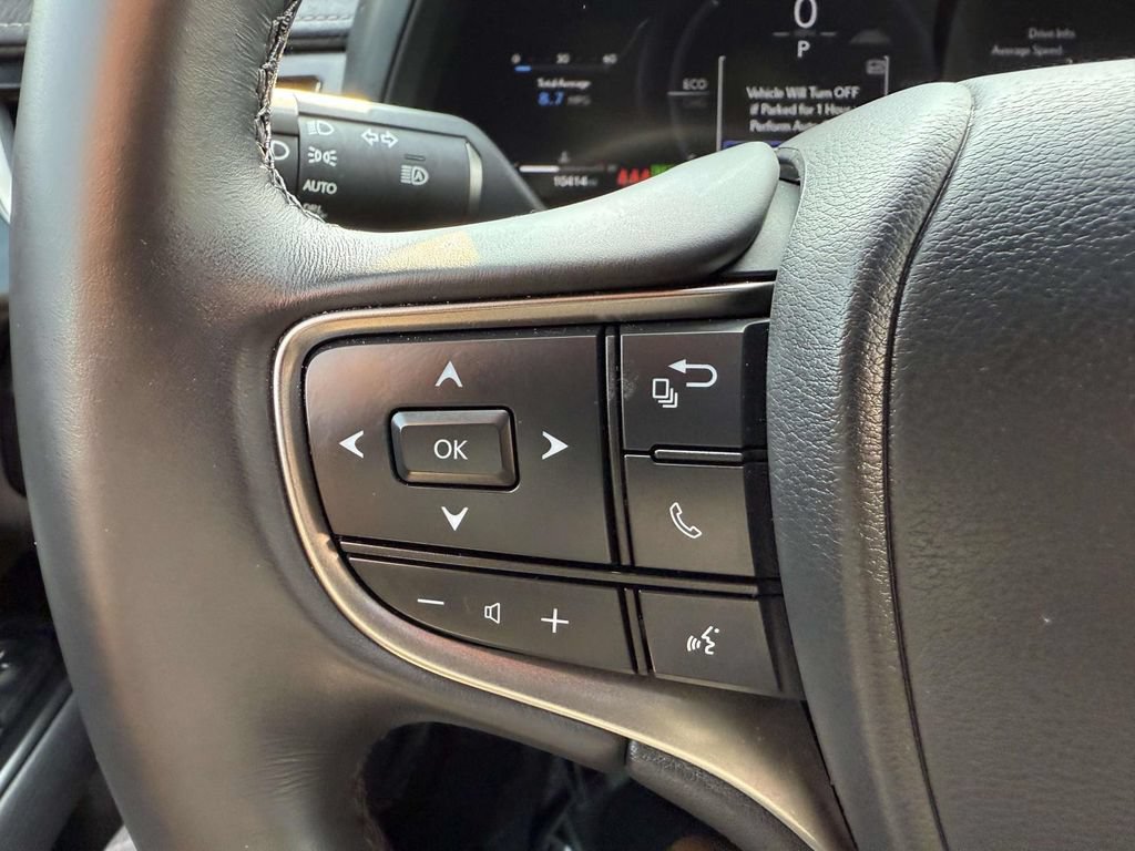 Used 2025 Lexus UX 300h AWD w/ Accessory Package (Z1) image 22