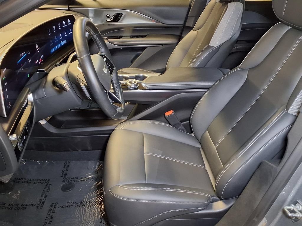 Certified 2024 Cadillac Lyriq Tech AWD/4WD image 12