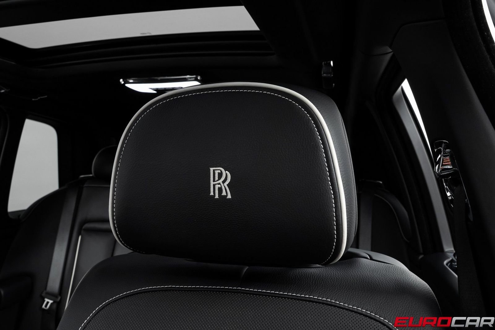 Used 2020 Rolls-Royce Cullinan AWD/4WD image 37