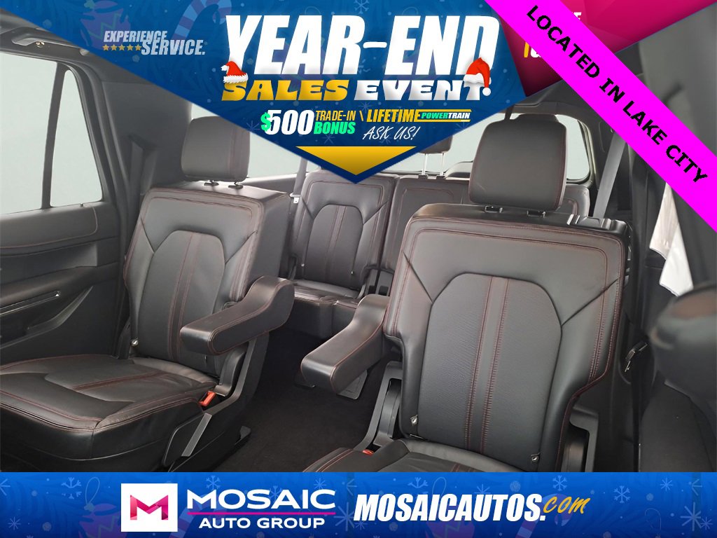 Used 2022 Ford Expedition Max Limited image 16