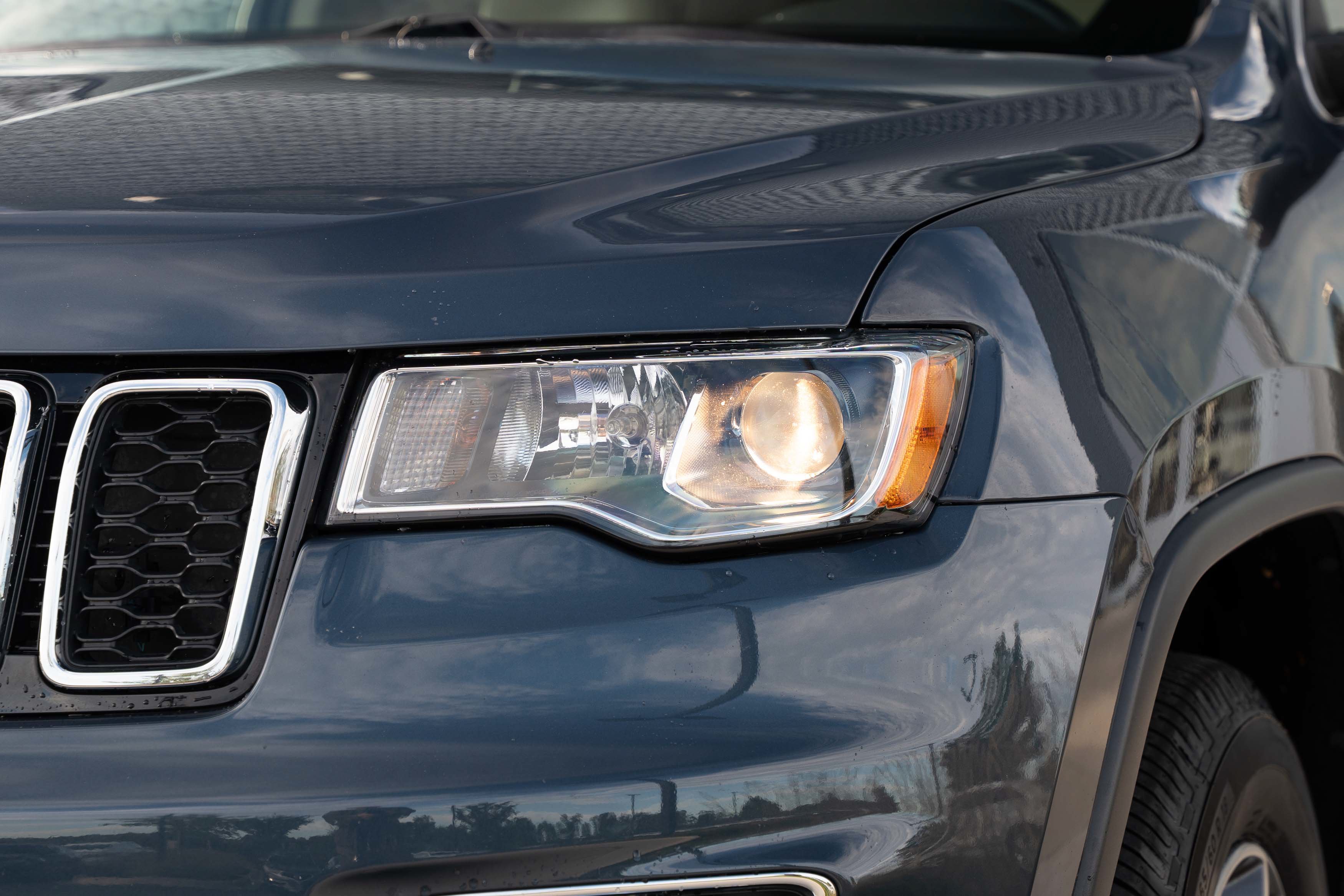 Used 2019 Jeep Grand Cherokee Limited w/ Trailer Tow Group IV AWD/4WD image 31