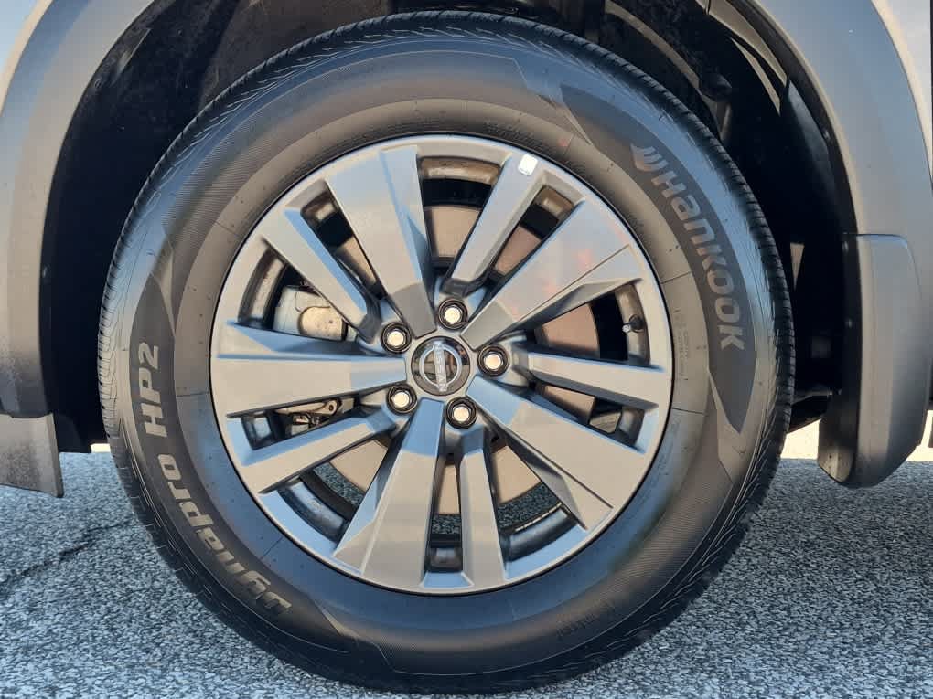 Used 2025 Nissan Pathfinder S AWD/4WD image 6