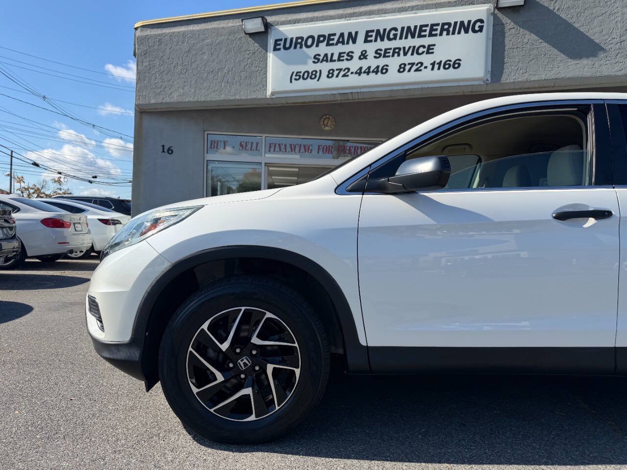 Used 2016 Honda CR-V SE image 10