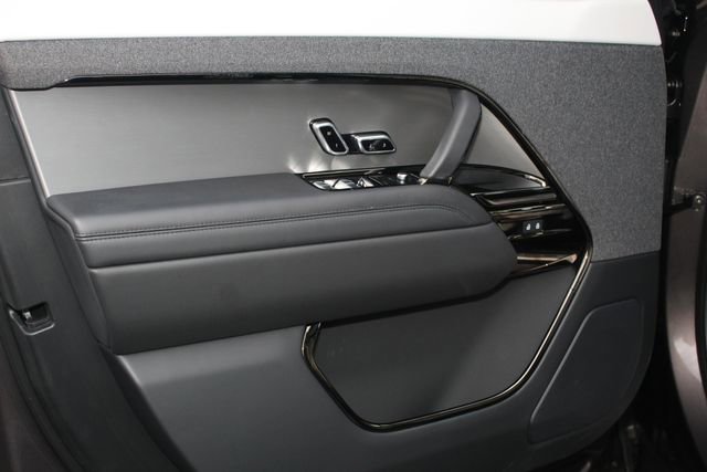 Used 2025 Land Rover Range Rover Sport Dynamic SE image 21