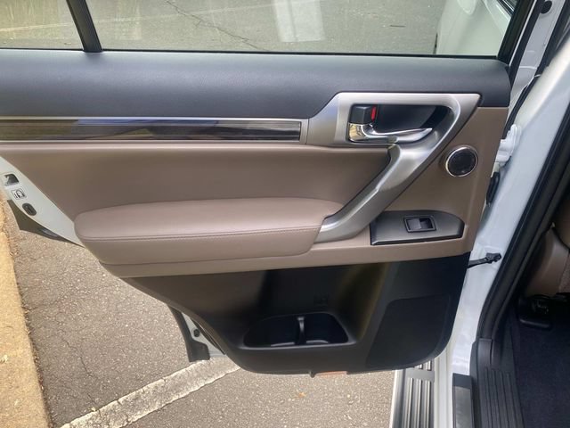 Used 2022 Lexus GX 460 Luxury AWD/4WD image 10
