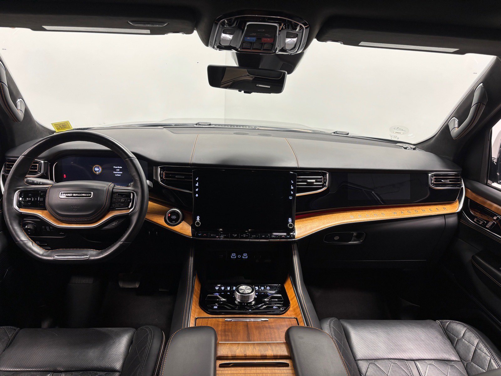 Used 2022 Jeep Grand Wagoneer Series III w/ Rear Seat Video Group 1 AWD/4WD image 34