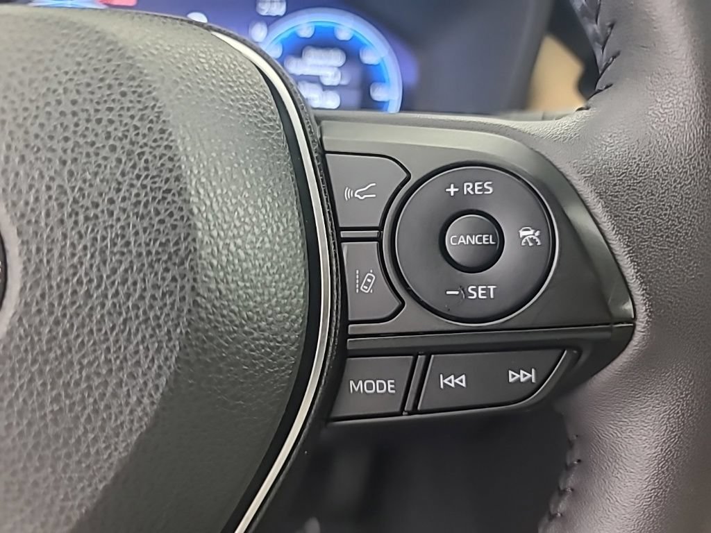 Used 2025 Toyota RAV4 Limited w/ Weather Package AWD/4WD image 32