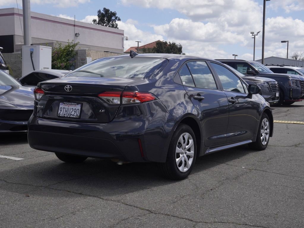 Used 2025 Toyota Corolla LE image 4