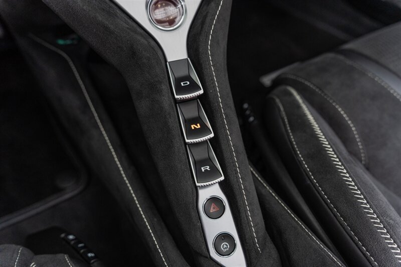 Used 2024 McLaren 750S Spider RWD image 80