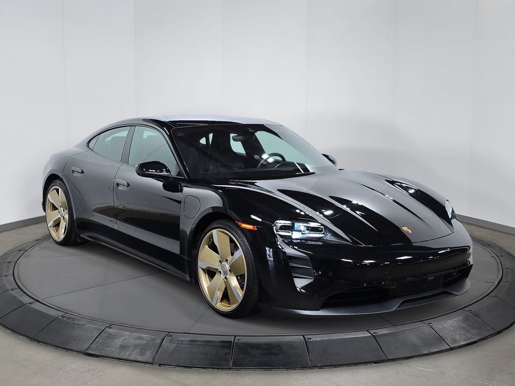 Used 2024 Porsche Taycan RWD image 9