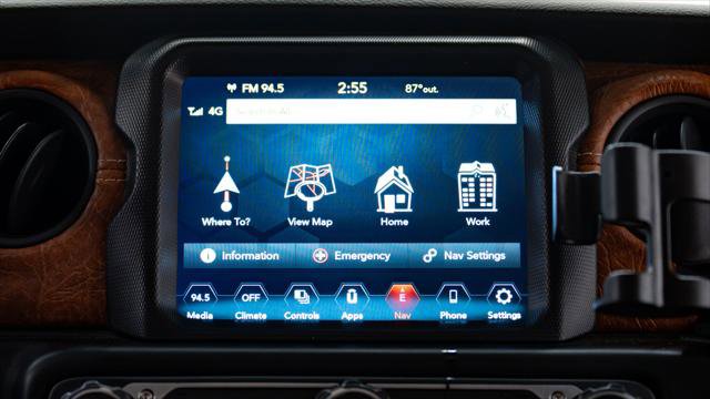 Used 2022 Jeep Gladiator Sport image 31