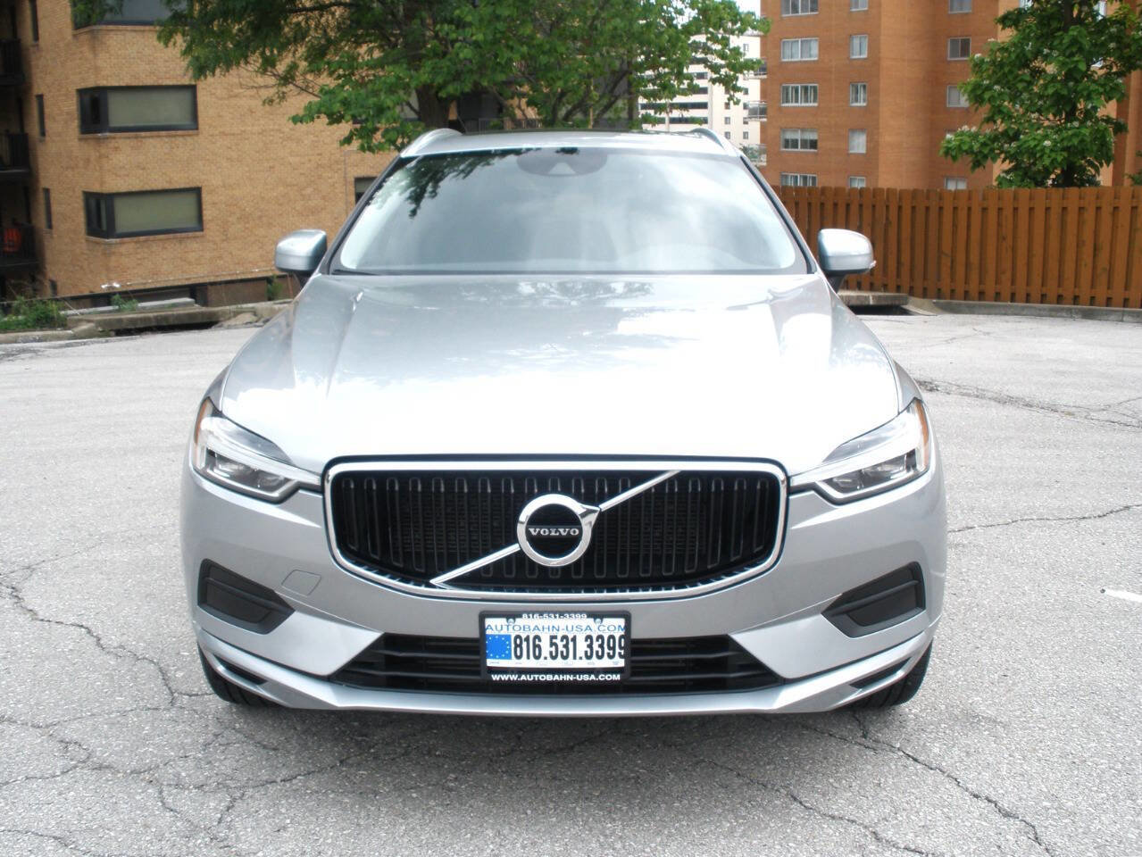Used 2018 Volvo XC60 T5 Momentum AWD/4WD image 6