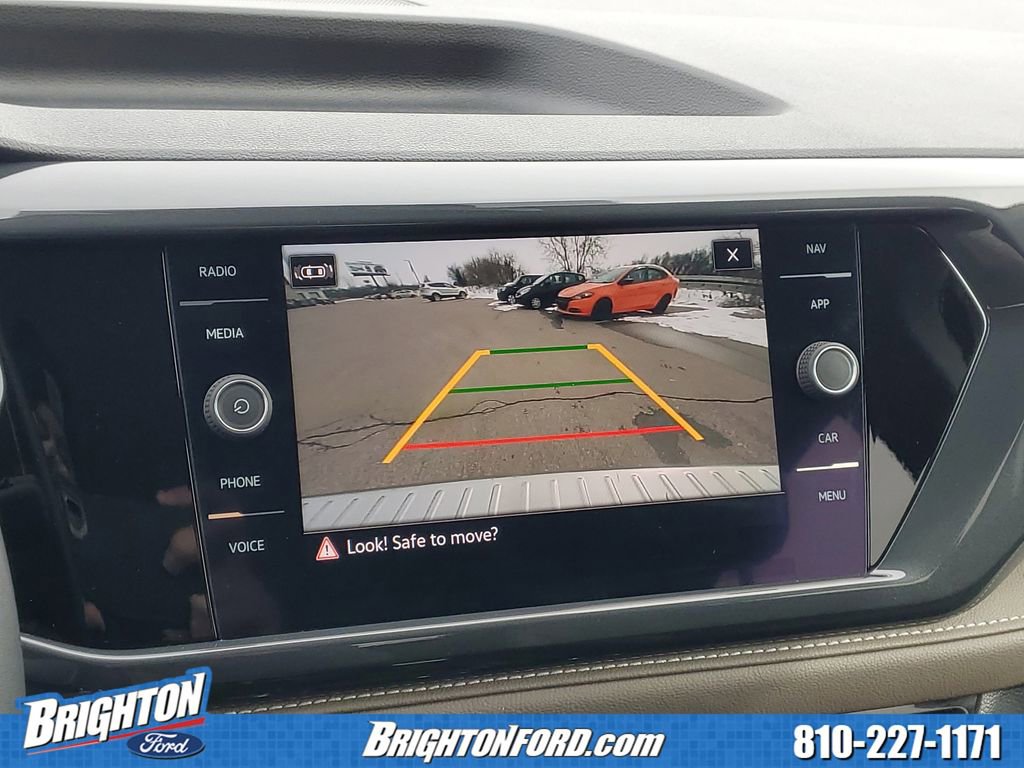 Used 2022 Volkswagen Taos SEL image 25