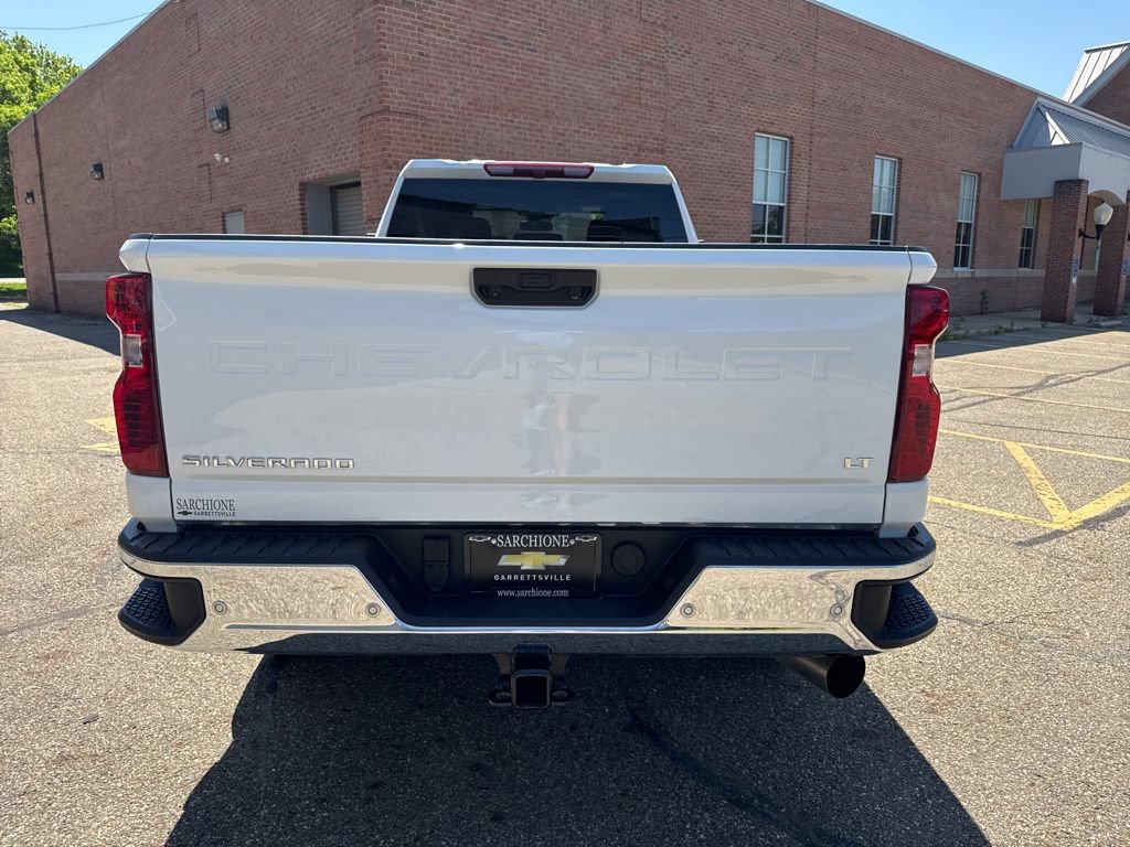 Used 2025 Chevrolet Silverado 2500 LT w/ Safety Package AWD/4WD image 8