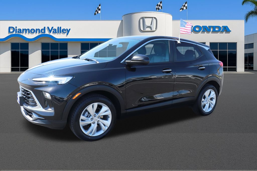 Used 2025 Buick Encore GX Preferred FWD image 3