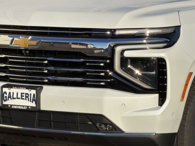 New 2026 Chevrolet Suburban Premier image 7