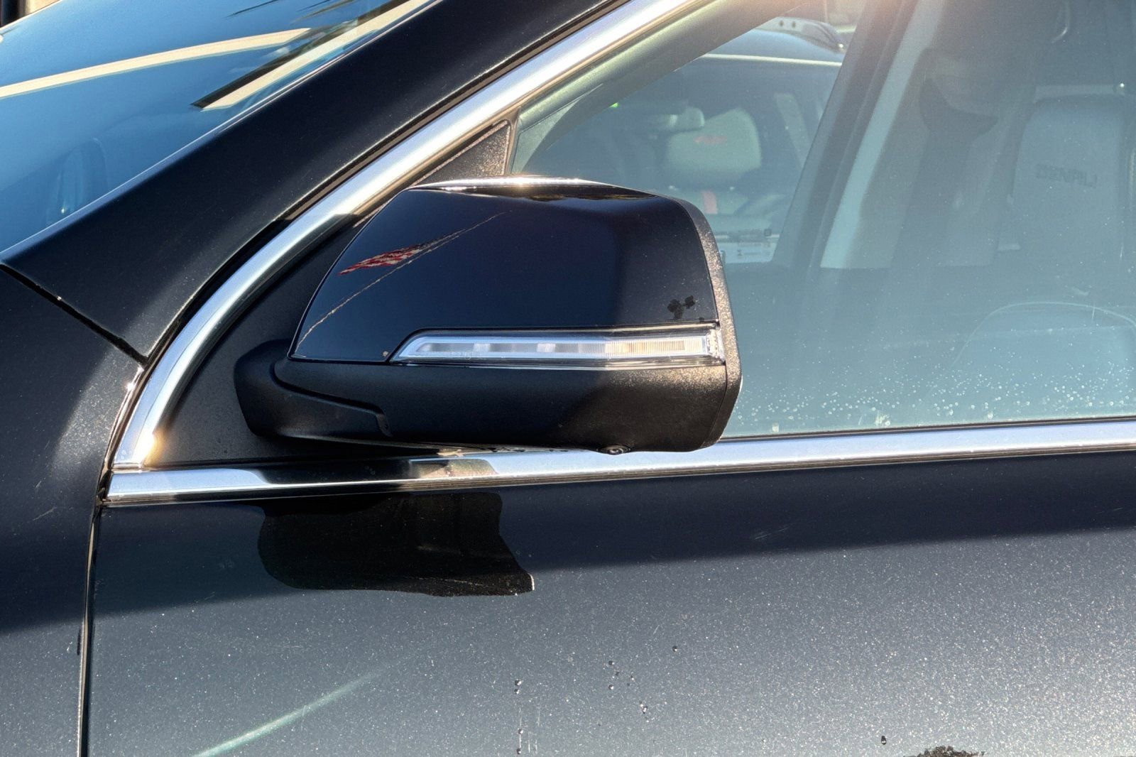 Used 2023 GMC Acadia Denali w/ Black Diamond Edition image 51