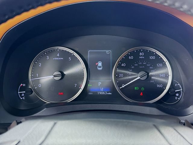Used 2024 Lexus IS 350 F Sport w/ Accessory Package 2 AWD/4WD image 17