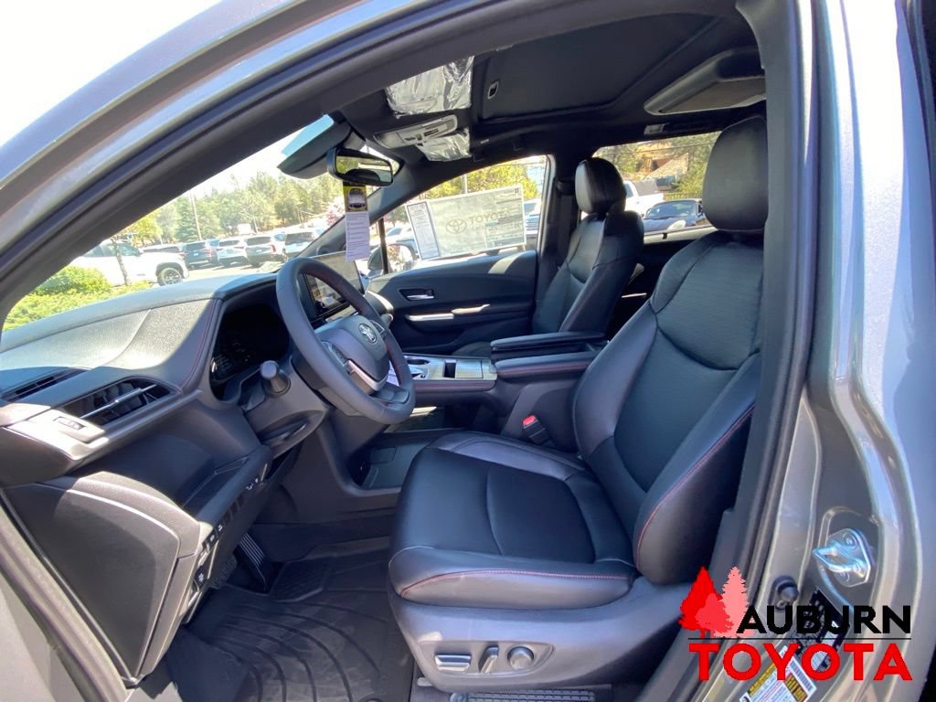 New 2026 Toyota Sienna XSE AWD/4WD image 33