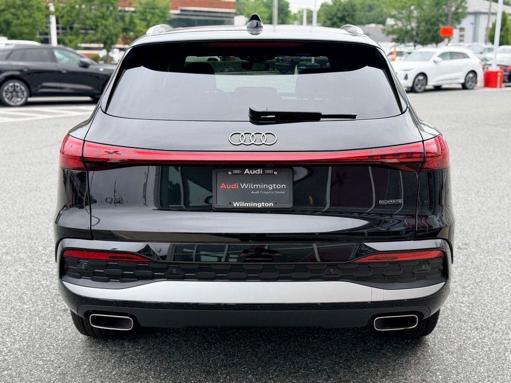 Certified 2025 Audi Q5 Premium w/ Convenience Package AWD/4WD image 5