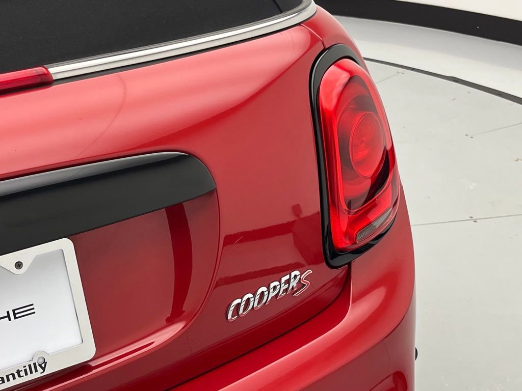 Used 2018 MINI Cooper S image 31