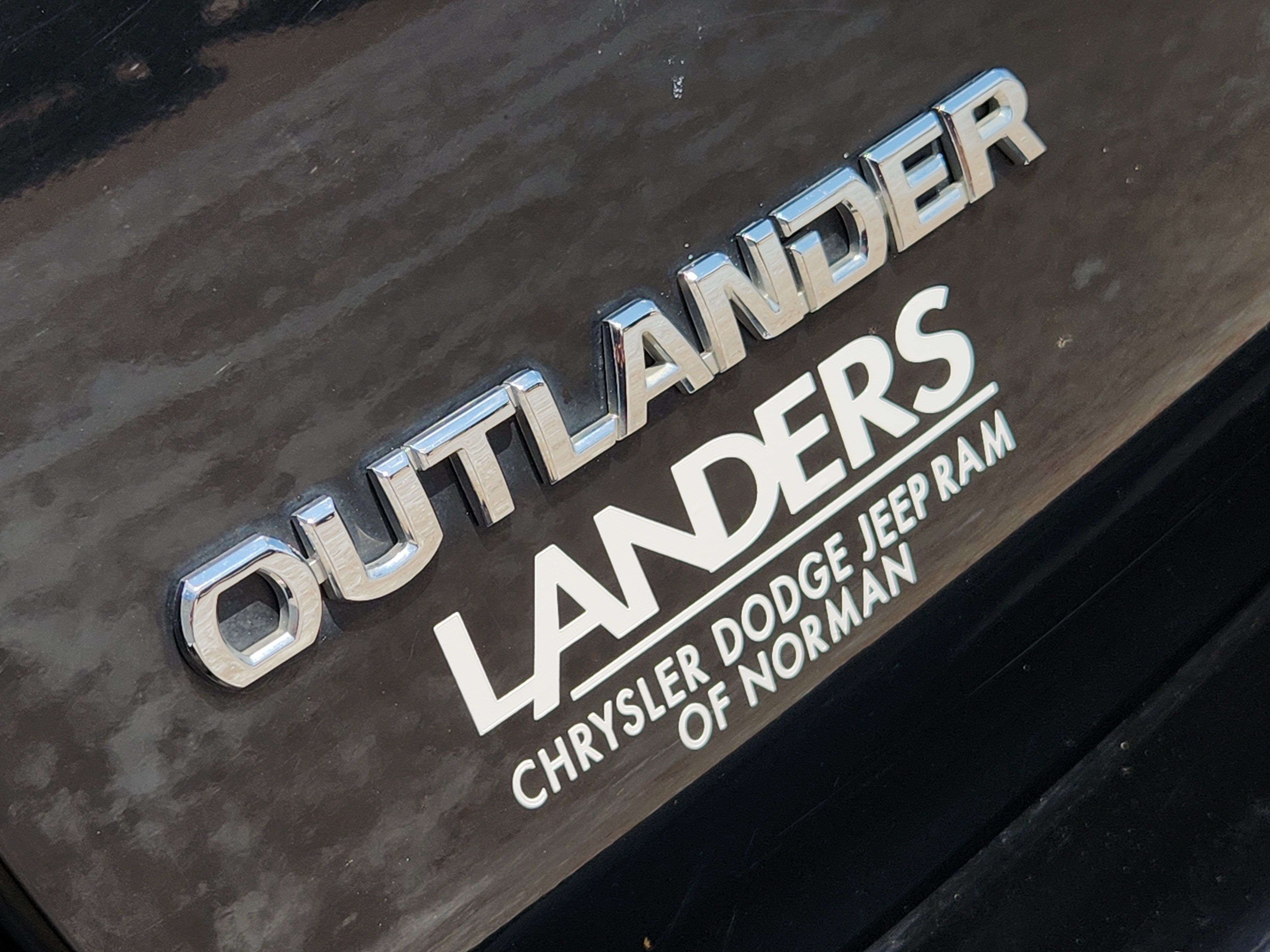 Used 2020 Mitsubishi Outlander SE FWD image 12