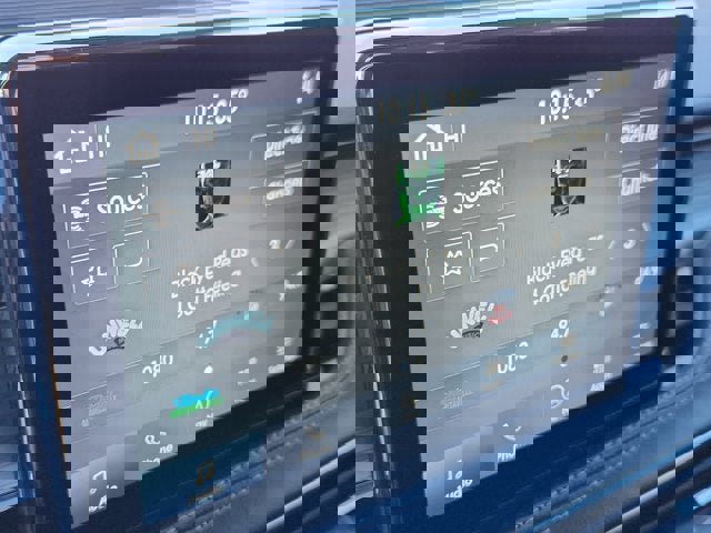 Used 2022 Lincoln Corsair AWD w/ Premium Package image 19