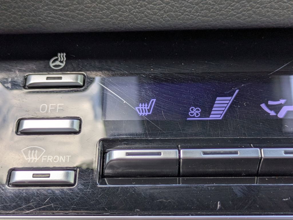 Used 2020 Hyundai Sonata SEL w/ Premium + Sunroof Package FWD image 22