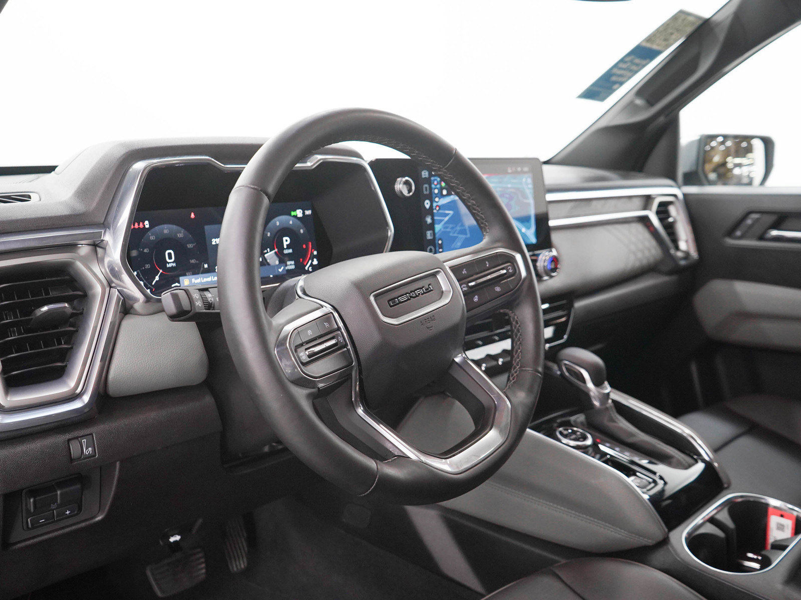 Used 2024 GMC Canyon Denali AWD/4WD image 26