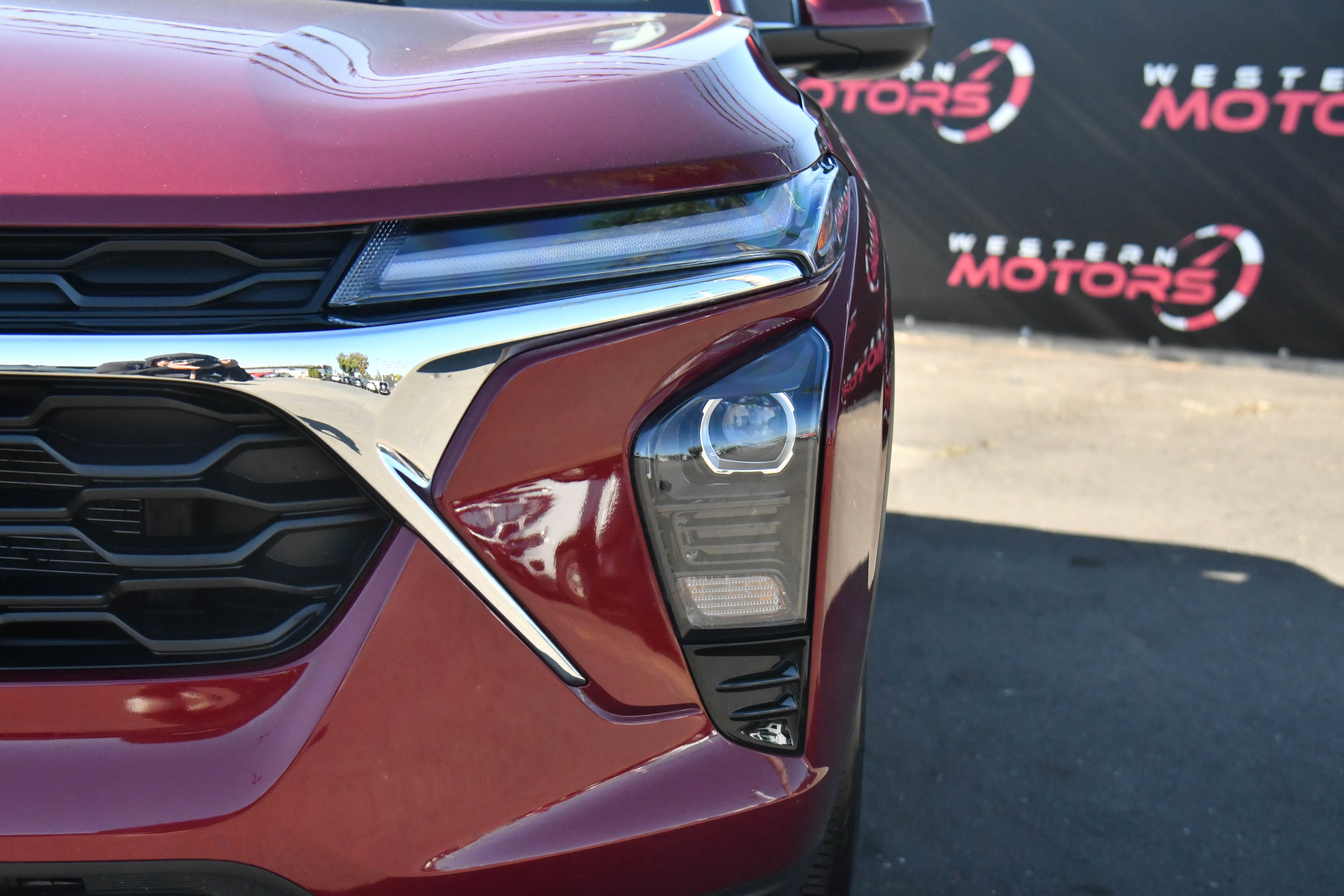 Used 2025 Chevrolet Trax LT w/ LT Convenience Package image 11