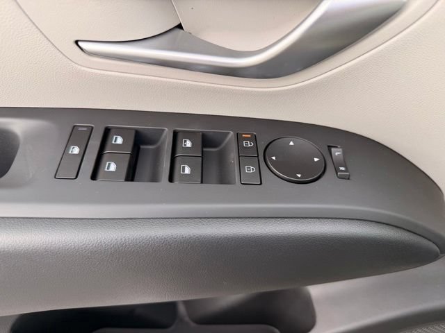 New 2026 Hyundai Tucson Blue SE FWD image 12