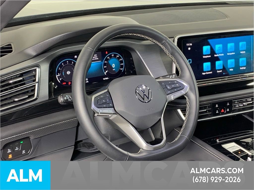 Used 2025 Volkswagen Atlas Cross Sport SE image 8