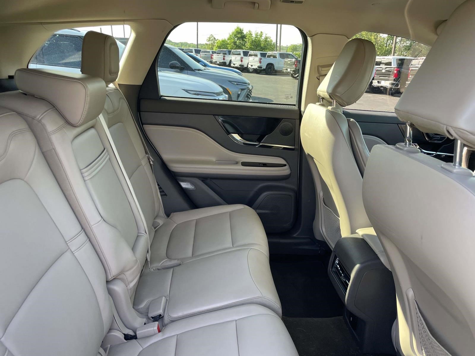 Used 2023 Lincoln Corsair FWD image 13