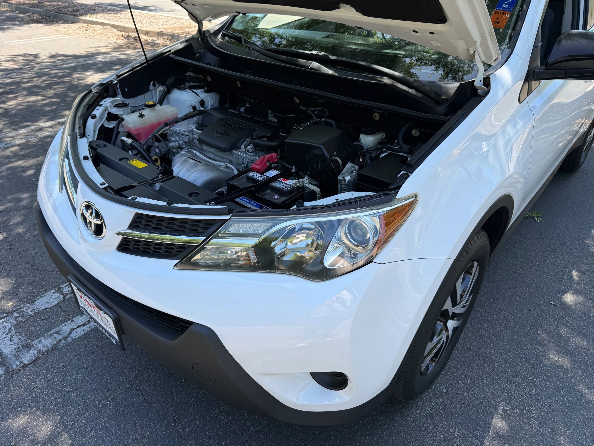 Used 2015 Toyota RAV4 LE image 19