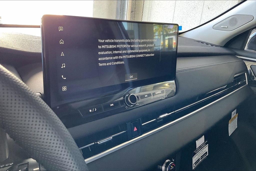 New 2026 Mitsubishi Outlander SE FWD image 7