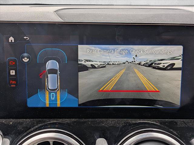 Used 2025 Mercedes-Benz EQB 300 4MATIC image 13