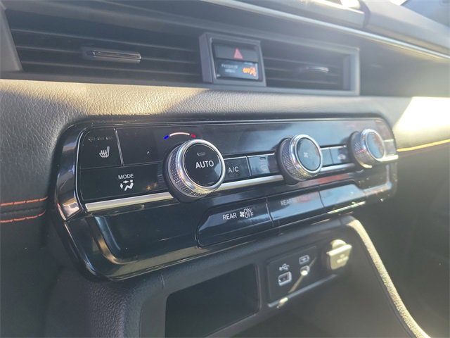 Used 2025 Honda Pilot Sport image 28