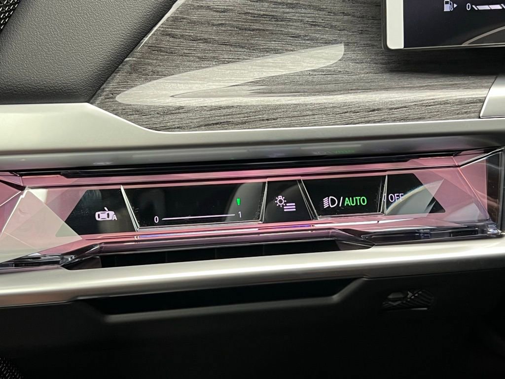 New 2026 BMW 740i w/ Executive Package image 19